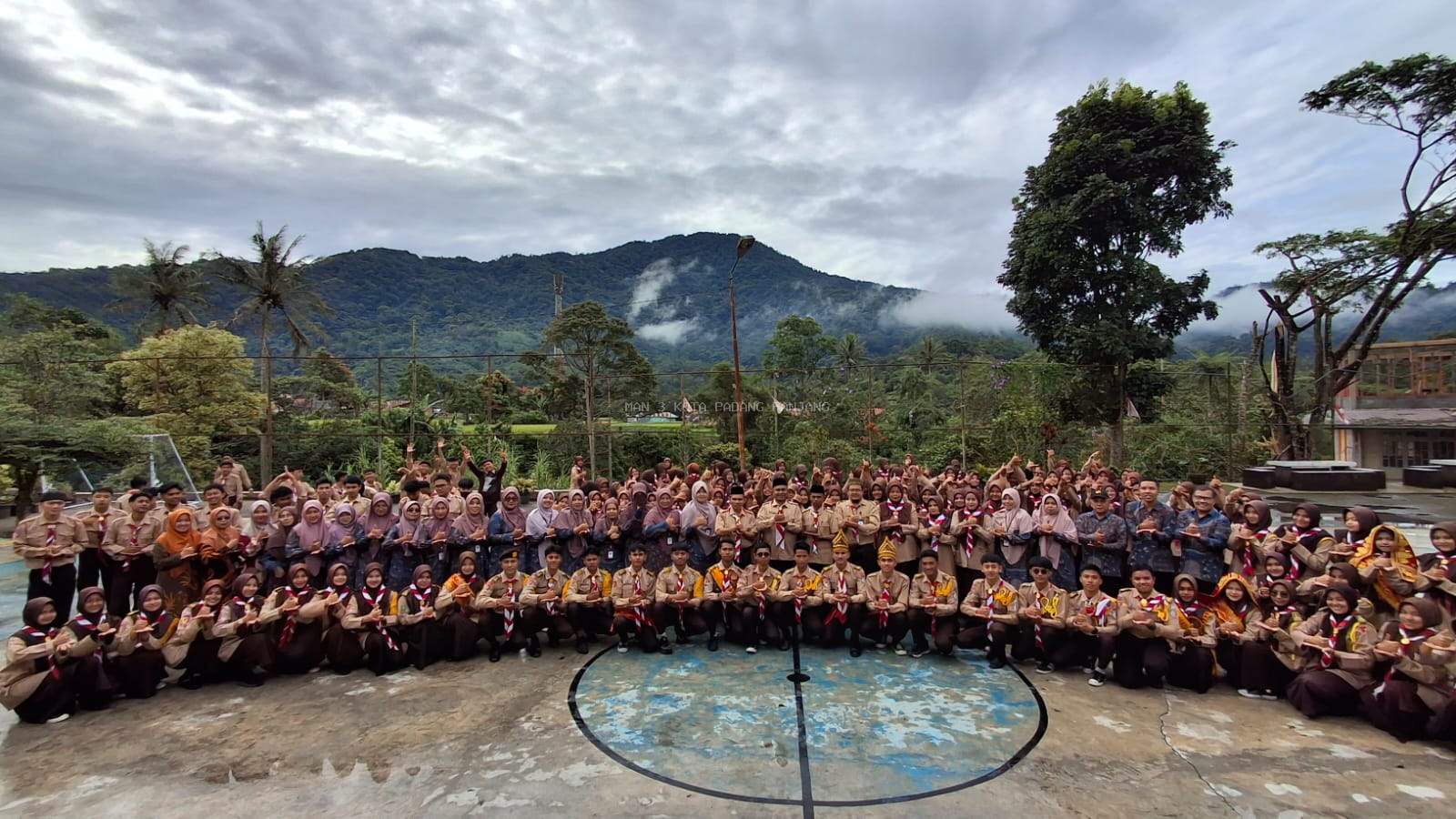 Pelantikan Dewan Ambalan MAN 3 Kota Padang Panjang oleh Kakan Kemenag Kota Padang Panjang