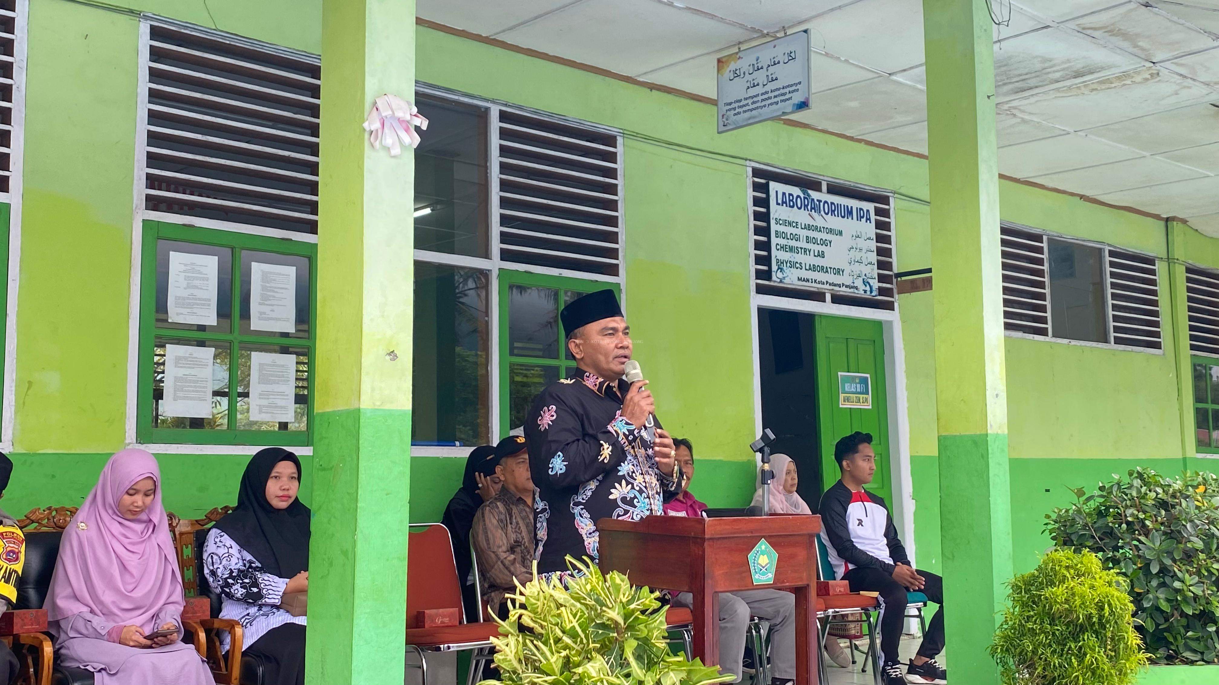 PRISMA FEST 2025: Jembatan Prestasi dan Silaturahmi di MAN 3 Kota Padang Panjang