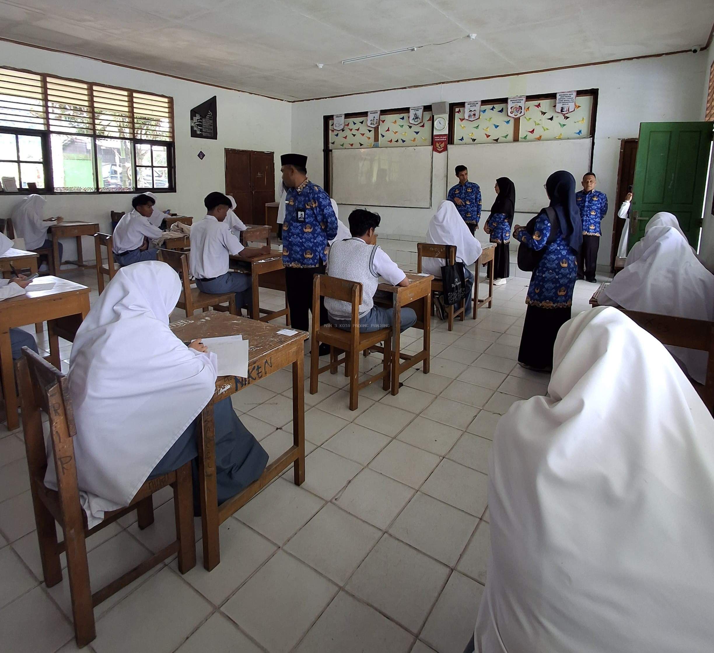 Monev kepala kemenag Padang Panjang ke  MAN  3 Padang Panjang
