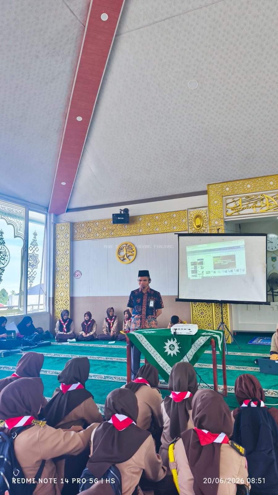 Perkuat Sinergi Madrasah dan Orang Tua, MAN 3 Kota Padang Panjang Gelar Parenting Jelang Penerimaan Rapor